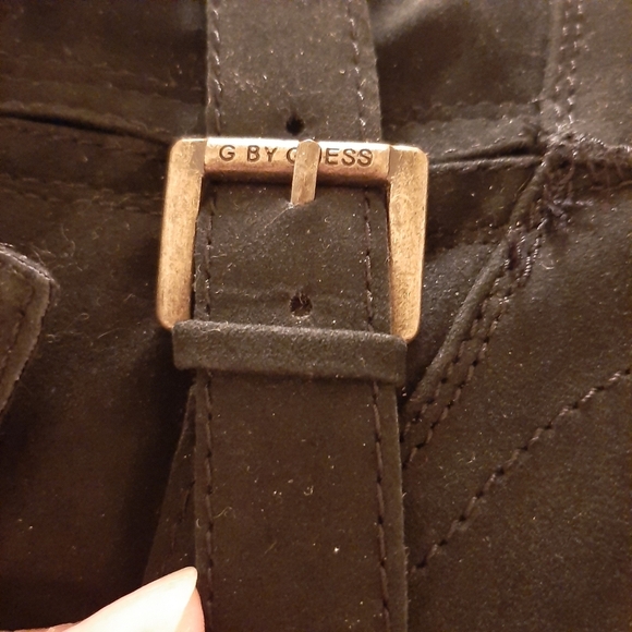 EUC G by GUESS ANKLE BOOTS. SUEDE UPPERS TRIMMED IN FAUX LEOPARD FUR. - Picture 9 of 10